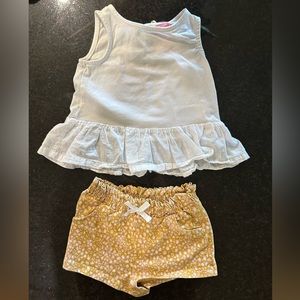 Matching toddler set white tank top and yellow/gold print shorts 18 months